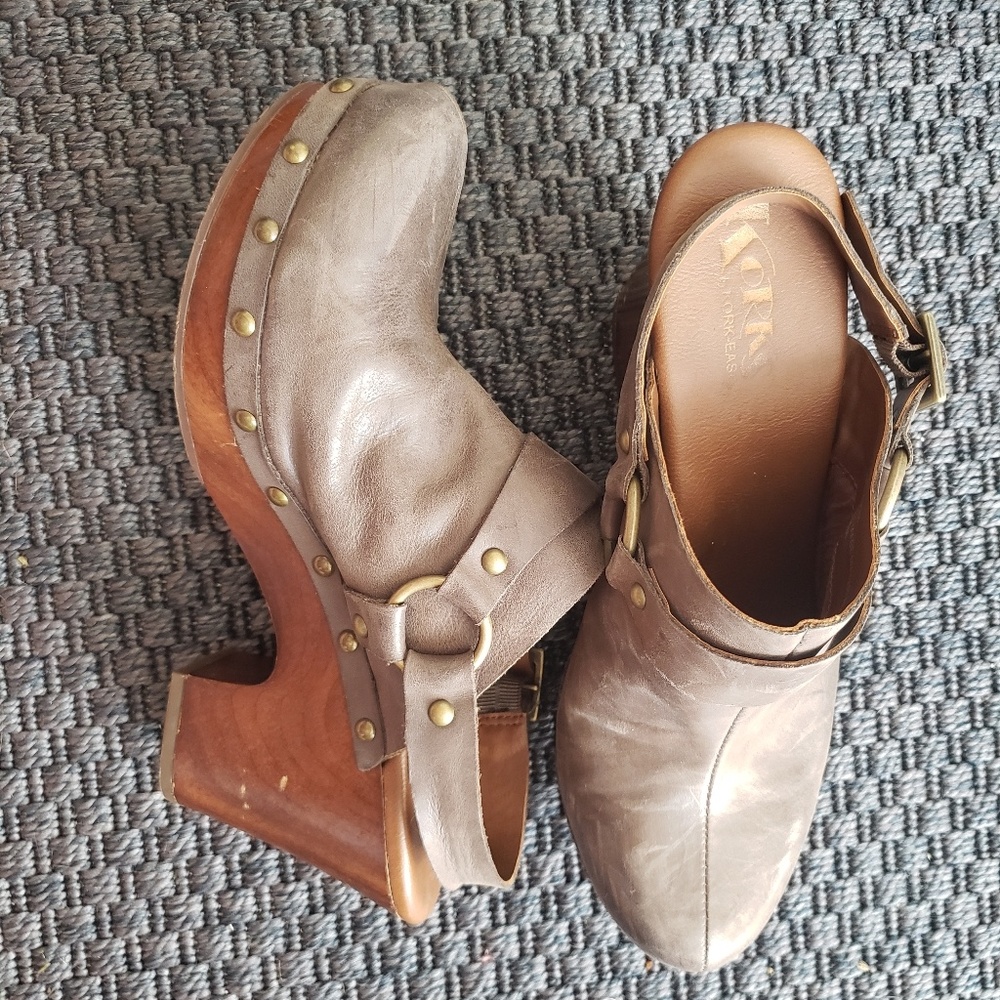 Korks studded sling back clog-- 9